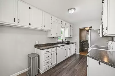 6961 Clayton Avenue, Inver Grove Heights, MN 55076 - Photo 5