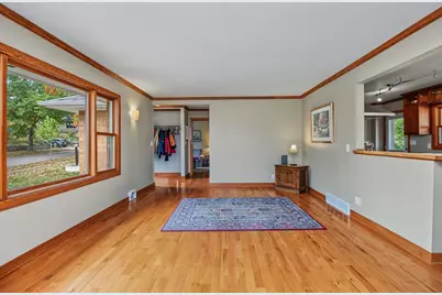 31 Belvidere Street E, Saint Paul, MN 55107 - Photo 9