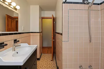 31 Belvidere Street E, Saint Paul, MN 55107 - Photo 23