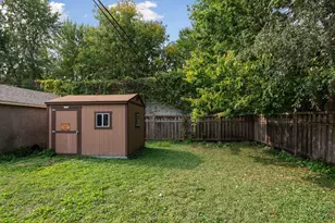1033 15th Ave SE, Minneapolis, MN 55414 - Photo 5