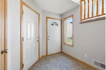 112 Bunker Court, Mankato, MN 56001 - Photo 5