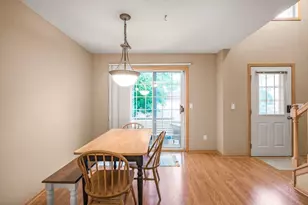 1056 Lovell Ave W, Roseville, MN 55113 - Photo 9