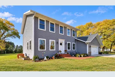 1527 2nd Street NE, Staples, MN 56479 - Photo 1