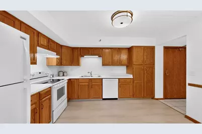121 14th Street NE #203, Rochester, MN 55906 - Photo 9