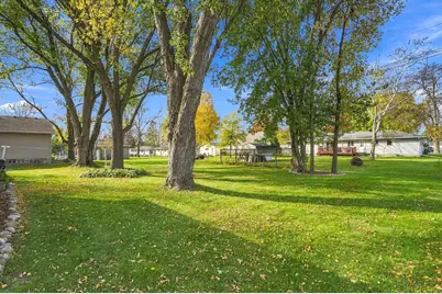 21 1st Avenue SW, Norwood Young America, MN 55397 - Photo 3