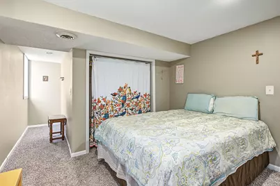 410 Thompson Avenue E, West Saint Paul, MN 55118 - Photo 25