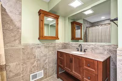 410 Thompson Avenue E, West Saint Paul, MN 55118 - Photo 27