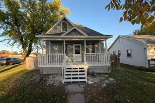 202 7th St S, Breckenridge, MN 56520 - Photo 1