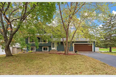 11005 Hyland Terrace, Eden Prairie, MN 55344 - Photo 3