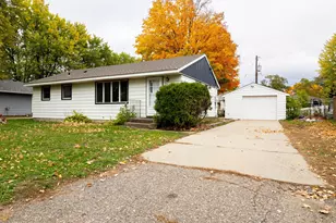 722 25th Ave N, Saint Cloud, MN 56303 - Photo 1