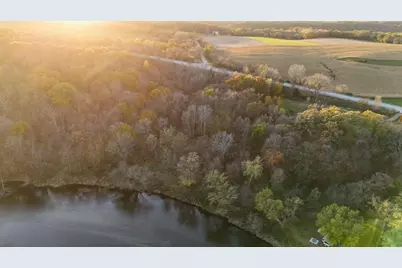 61684 Highway 63, Zumbro Falls, MN 55991 - Photo 13