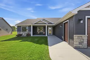 1636 Hurst Castle Rd, Saint Cloud, MN 56303 - Photo 3