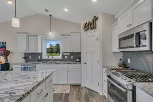 1636 Hurst Castle Rd, Saint Cloud, MN 56303 - Photo 15