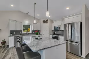 1636 Hurst Castle Rd, Saint Cloud, MN 56303 - Photo 13