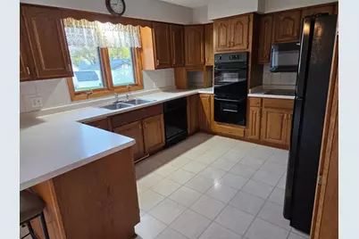 208 2nd Street SW, Grand Meadow, MN 55936 - Photo 9