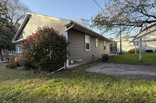 502 N 10th St, Montevideo, MN 56265 - Photo 5