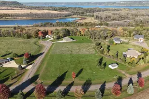 30492 Wild Turkey Ct, Frontenac, MN 55026 - Photo 1