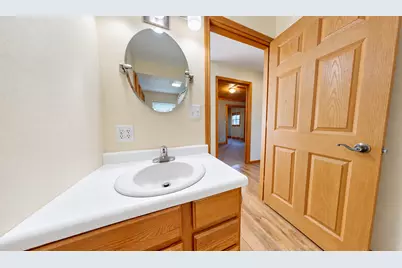 110 Pine Street NW, New London, MN 56273 - Photo 21