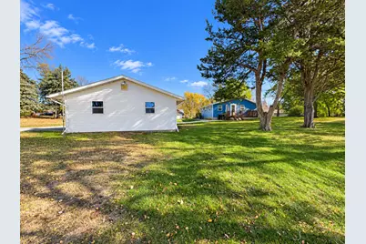 110 Pine Street NW, New London, MN 56273 - Photo 29