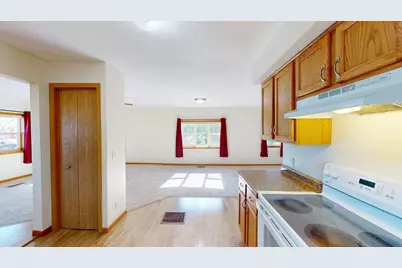 110 Pine Street NW, New London, MN 56273 - Photo 15
