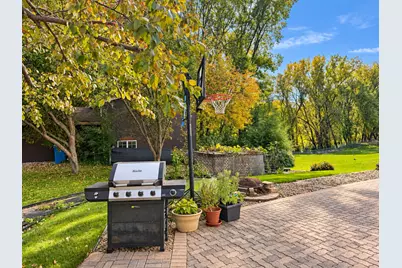1814 Walnut Lane, Eagan, MN 55122 - Photo 5