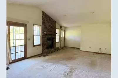 4879 Orchid Lane N, Plymouth, MN 55446 - Photo 3