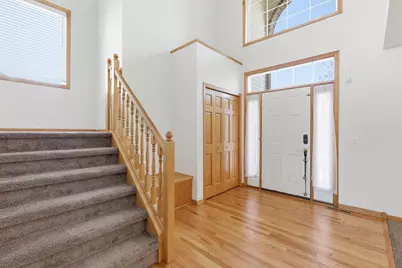 9915 Chestnut Avenue N, Brooklyn Park, MN 55443 - Photo 3