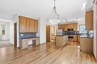 9915 Chestnut Avenue N, Brooklyn Park, MN 55443 - Photo 11