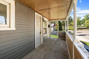 112 Lawson Ave E, Saint Paul, MN 55117 - Photo 27