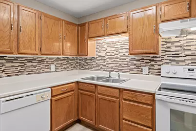 8025 Xerxes Avenue S #216, Bloomington, MN 55431 - Photo 23