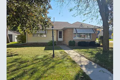 201 Walnut Avenue N, Canby, MN 56220 - Photo 1
