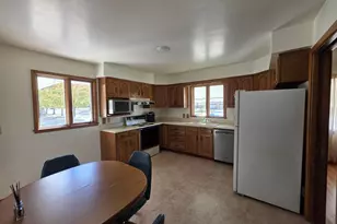 201 Walnut Ave N, Canby, MN 56220 - Photo 9