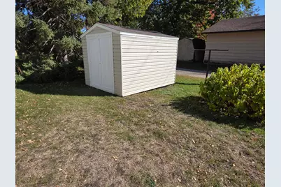 201 Walnut Avenue N, Canby, MN 56220 - Photo 3