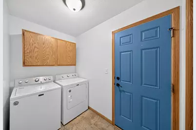 868 Southern Ridge Drive SW, Rochester, MN 55902 - Photo 17