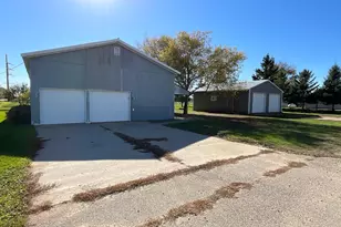1120 Portland St, Villard, MN 56385 - Photo 9