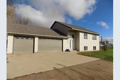 559 E 11th Street, Gibbon, MN 55335 - Photo 3