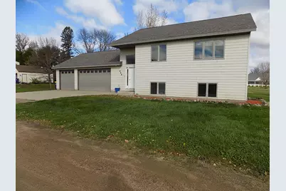 559 E 11th Street, Gibbon, MN 55335 - Photo 5