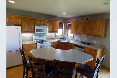559 E 11th Street, Gibbon, MN 55335 - Photo 15