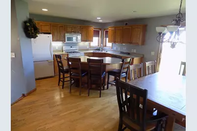 559 E 11th Street, Gibbon, MN 55335 - Photo 11