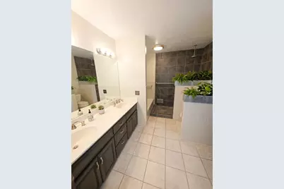 1814 Twin Circle Drive, Mendota Heights, MN 55118 - Photo 11