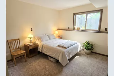 1814 Twin Circle Drive, Mendota Heights, MN 55118 - Photo 15