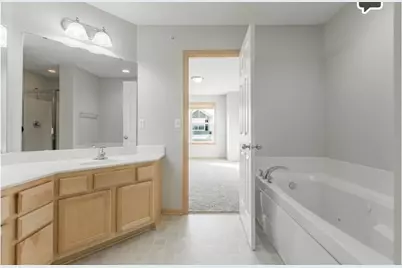 3033 Chamberlin Street N #7, Maplewood, MN 55109 - Photo 19