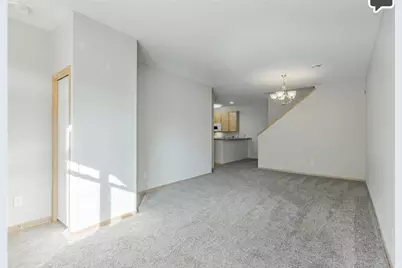 3033 Chamberlin Street N #7, Maplewood, MN 55109 - Photo 5