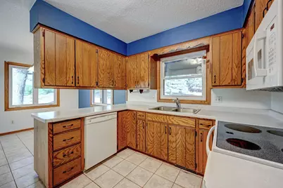 2310 Imperial Drive, Saint Cloud, MN 56301 - Photo 13
