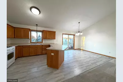 1252 Southridge Court, Belle Plaine, MN 56011 - Photo 5