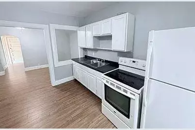 1056 3rd Street E #1, Saint Paul, MN 55106 - Photo 5