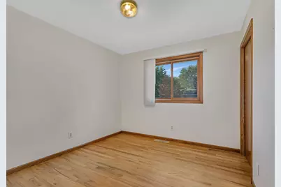 702 2nd Avenue NE, Saint Joseph, MN 56374 - Photo 17
