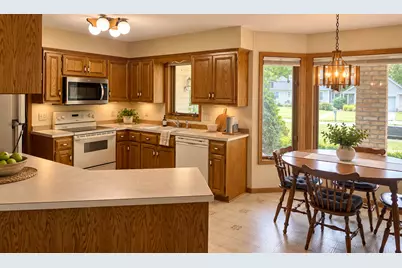 1424 Creek Park Lane, Fridley, MN 55432 - Photo 5