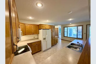 608 Alldon Park Drive, Paynesville, MN 56362 - Photo 9