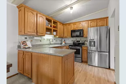 922 Sherwood Road, Shoreview, MN 55126 - Photo 5